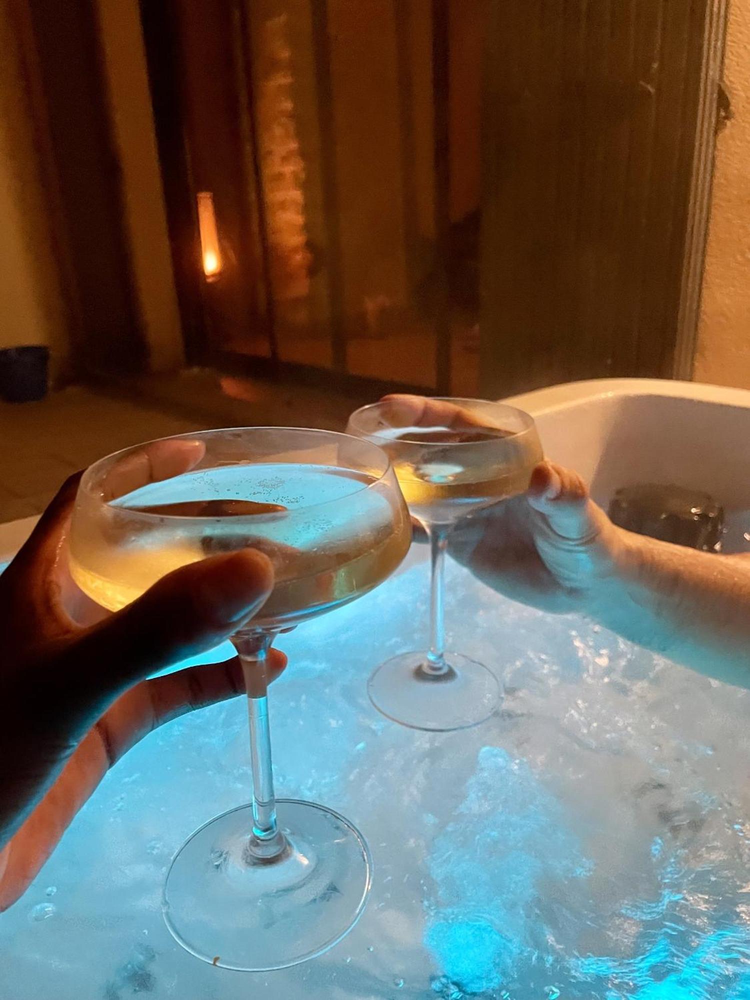 Holiday home Maison De Village Avec Jacuzzi Et Garage Bedoin